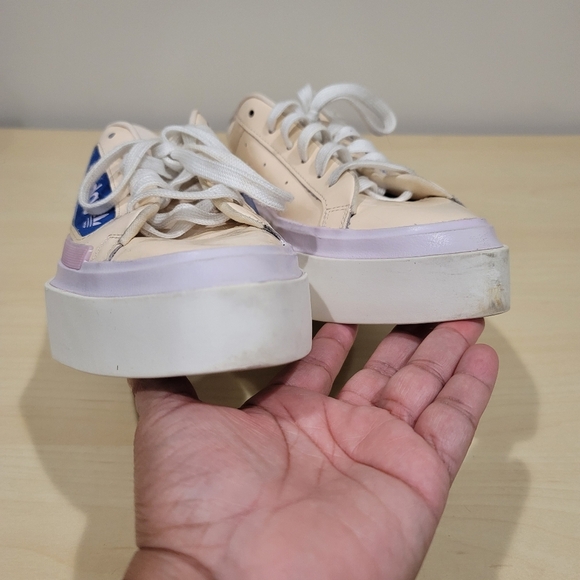 adidas Originals Hypersleek Platform Sole  Sneaker - Sz 8 US / 6.5 UK - Picture 5 of 11